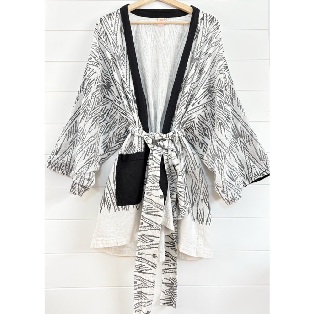 Cupcake Int Black Ivory Ikat Print Kimono Robe Cardigan Belted Cotton Boho L